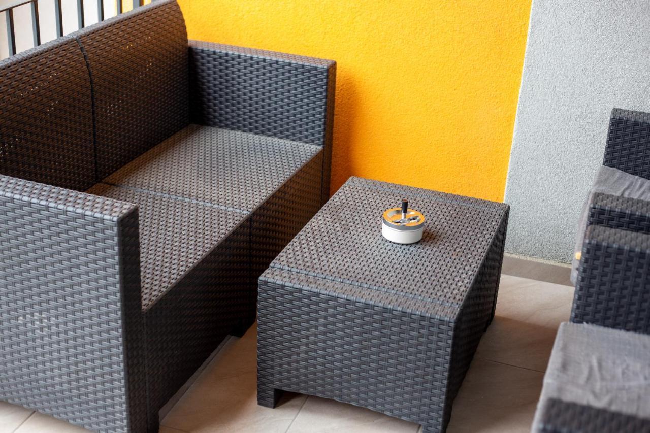 Central.Deluxe.Apartament.Nagyvárad Kültér fotó