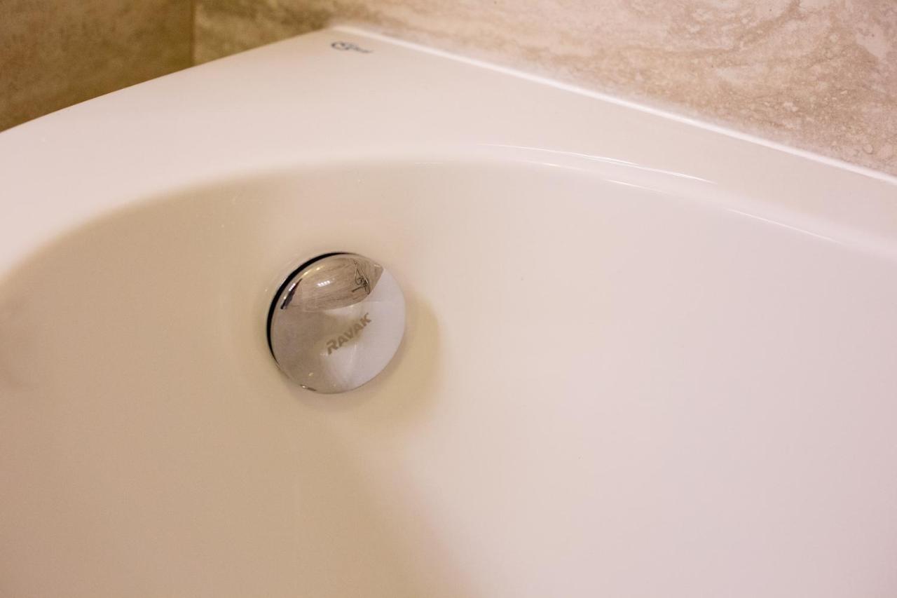 Central.Deluxe.Apartament.Nagyvárad Kültér fotó